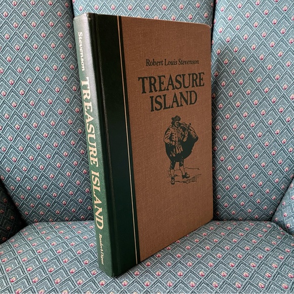 Vintage Treasure Island Novel by Robert Louis Stevenson Readers Digest Hardcover - Picture 3 of 13